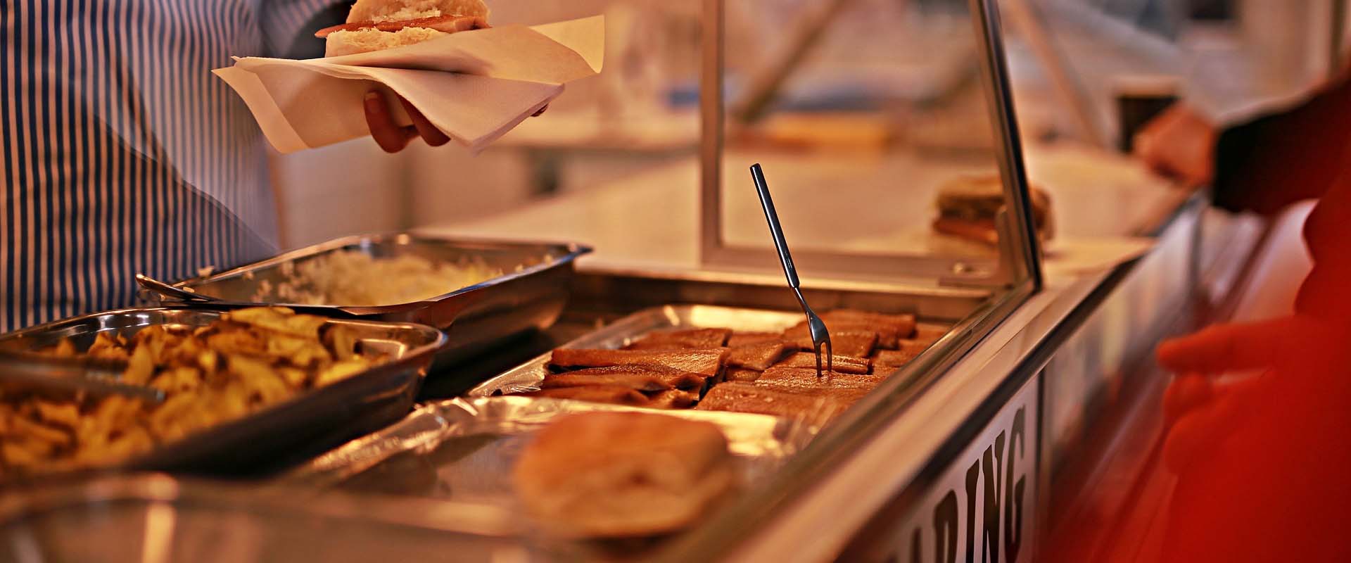 迈特洗碗机 洗碗机租赁 商用洗碗机 大学食堂的使用